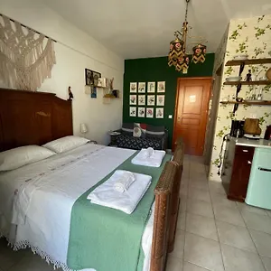 Appartamento 21, Candia